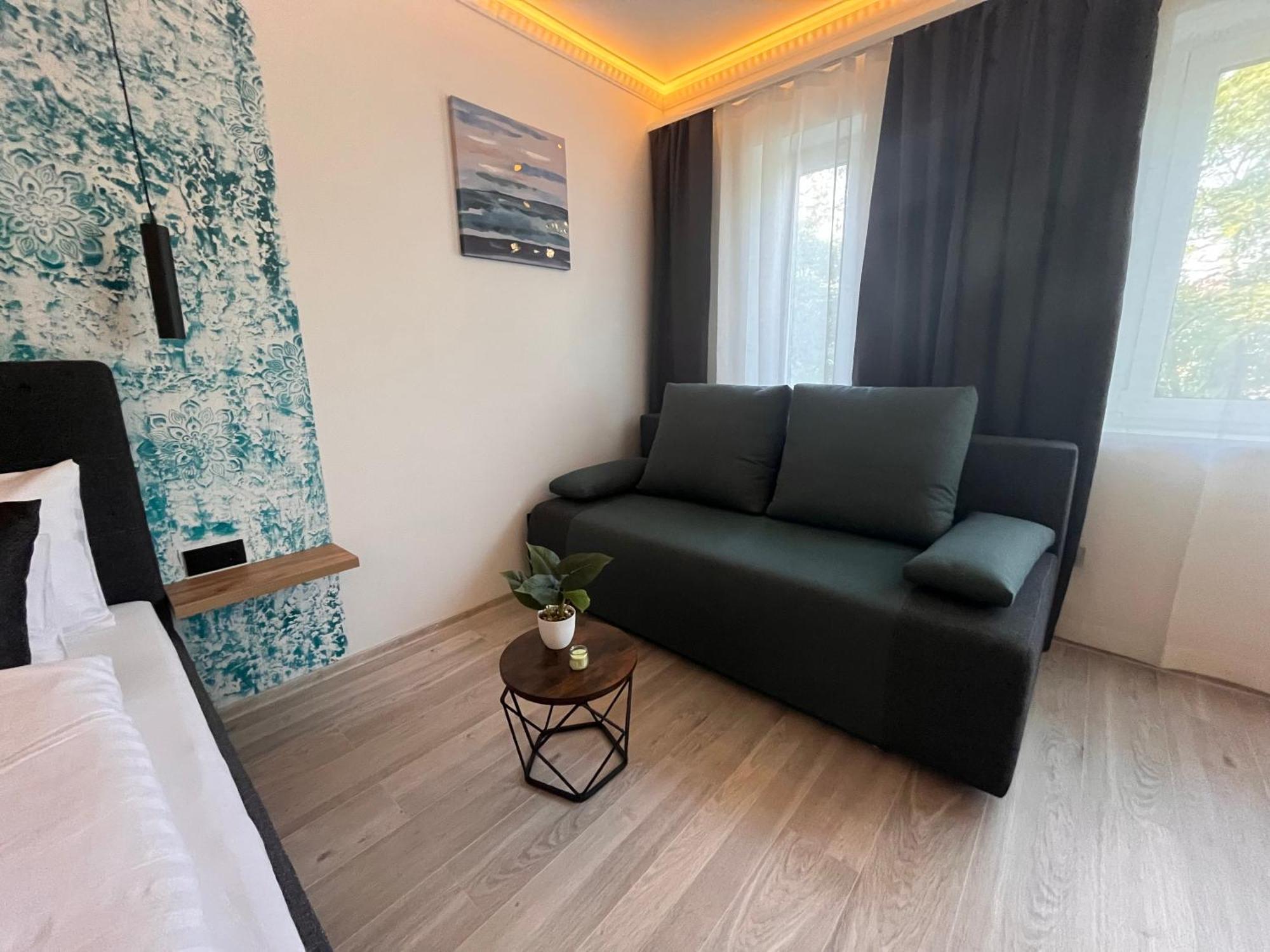 Varkapu Apartmanok 2 Gyula Εξωτερικό φωτογραφία